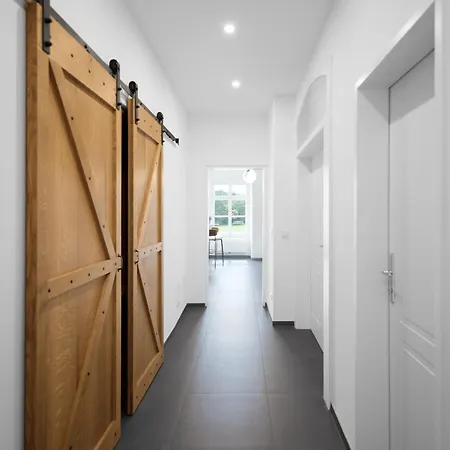 Altes Schloss - Boutique * Laxenburg