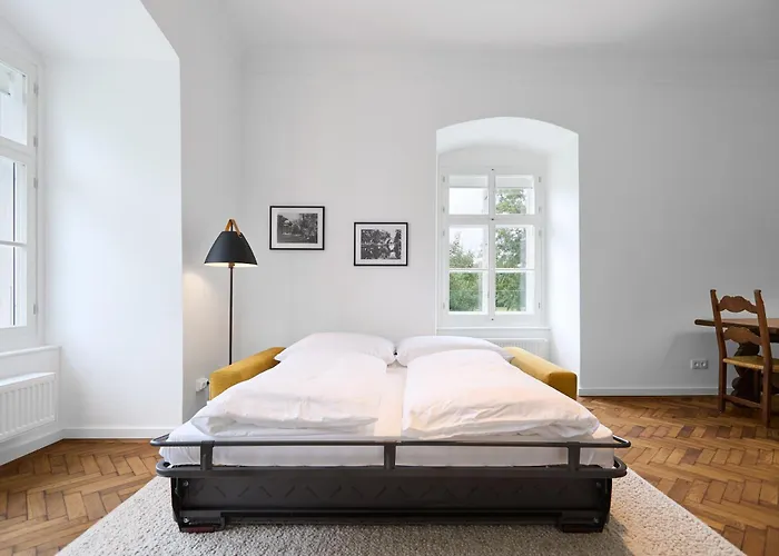 Altes Schloss - Boutique Laxenburg